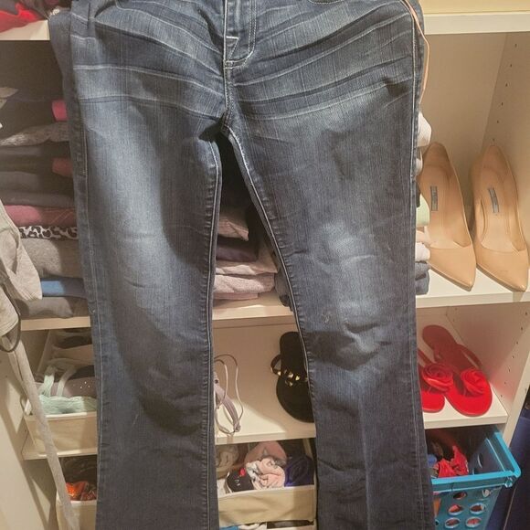 Rock 🪨 and Repuplic Jeans size 28 - Picture 3 of 6